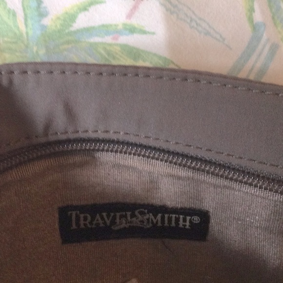 Travel Smith crossbody saddle bag. Water resistant, durable. Adventure bag. - Picture 3 of 7